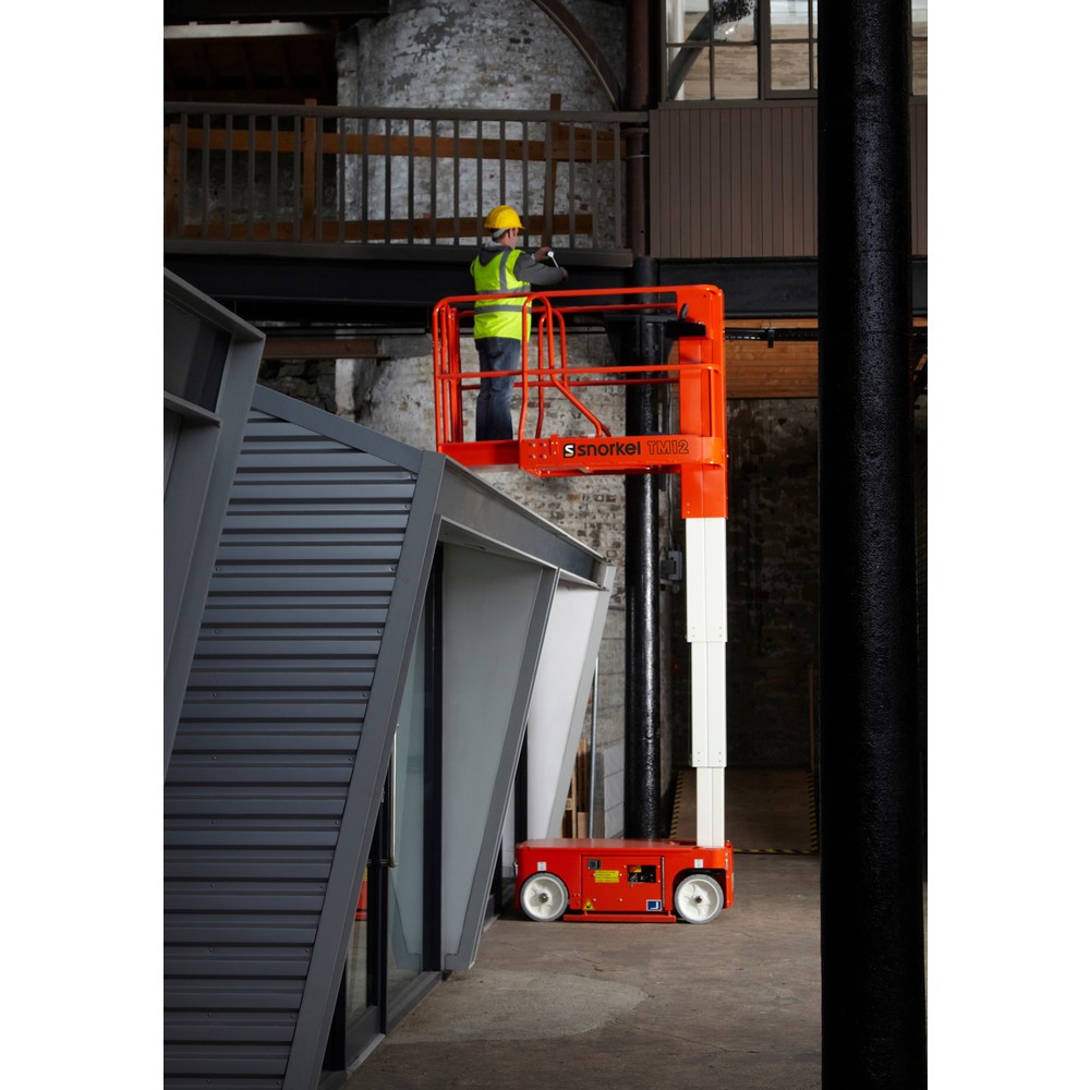 Produktabbildung Nr. 3: Snorkel Teleskopmastbühne TM12, elektrisch verfahrbar, TK 227 kg, max. 5,6 m Arbeitshöhe