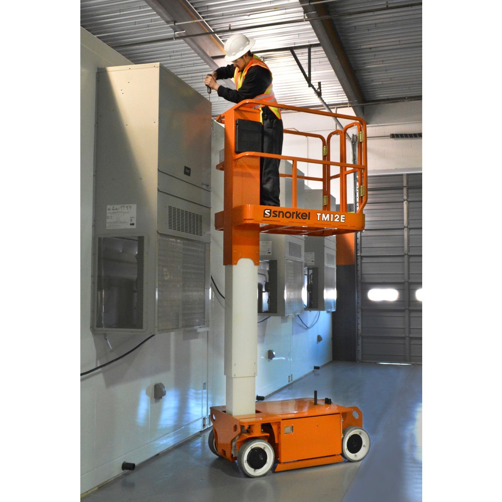 Produktabbildung Nr. 3: Snorkel Teleskopmastbühne TM12E, elektrisch verfahrbar, TK 227 kg, max. 5,6 m Arbeitshöhe