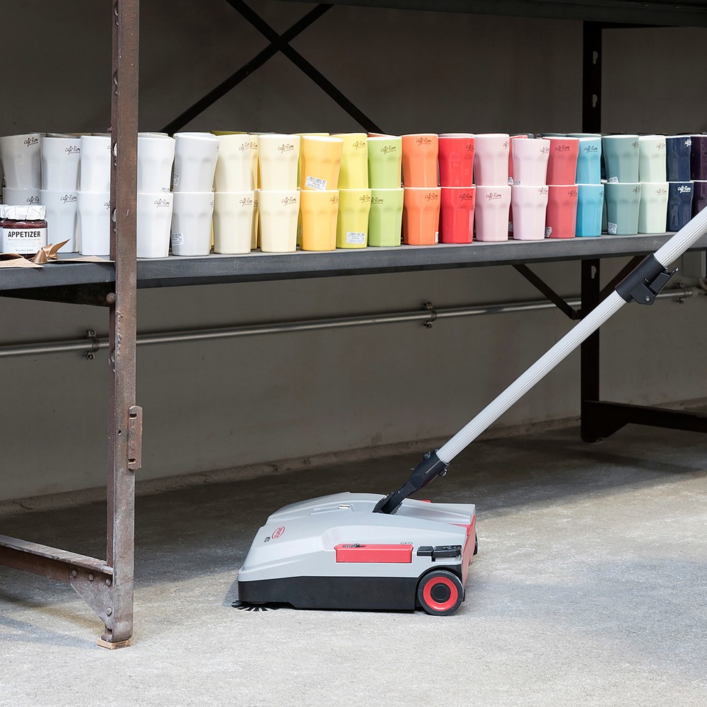 Produktabbildung Nr. 5: SPRiNTUS  Akku-Handkehrmaschine MEDUSA, Set mit 2 Akkus