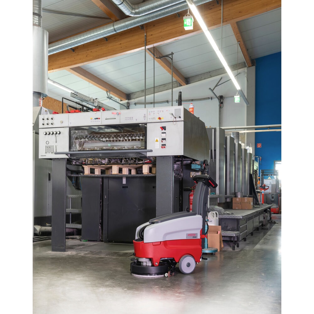 Produktabbildung Nr. 3: SPRiNTUS Handgeführte Scheuersaugmaschine TORANA mit Direktantrieb