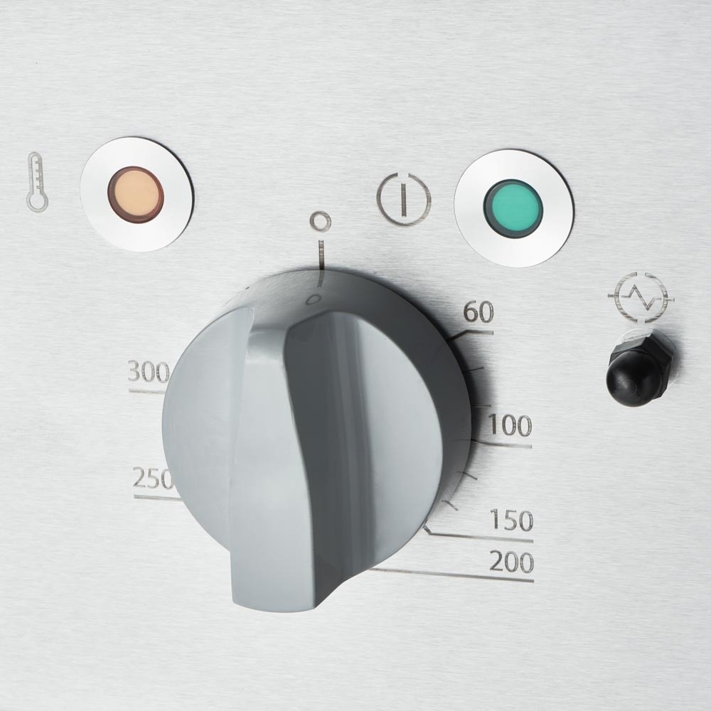 Produktabbildung Nr. 2: Stalgast Elektro-Griddleplatte als Standgerät - gerillt, Unterbau offen, 800 x 700 x 850 mm (BxTxH)