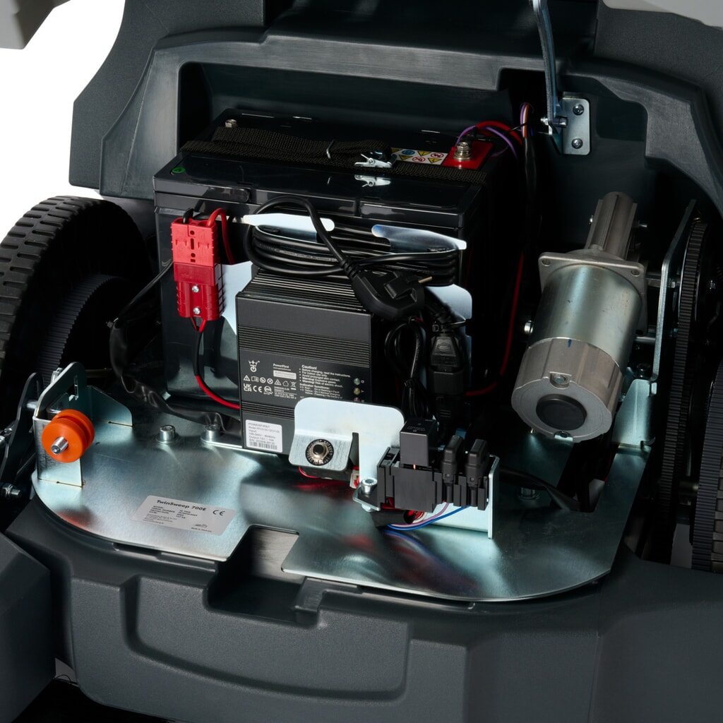 Produktabbildung Nr. 9: Steinbock® Mitgänger-Kehr-Saugmaschine 700E BASIC