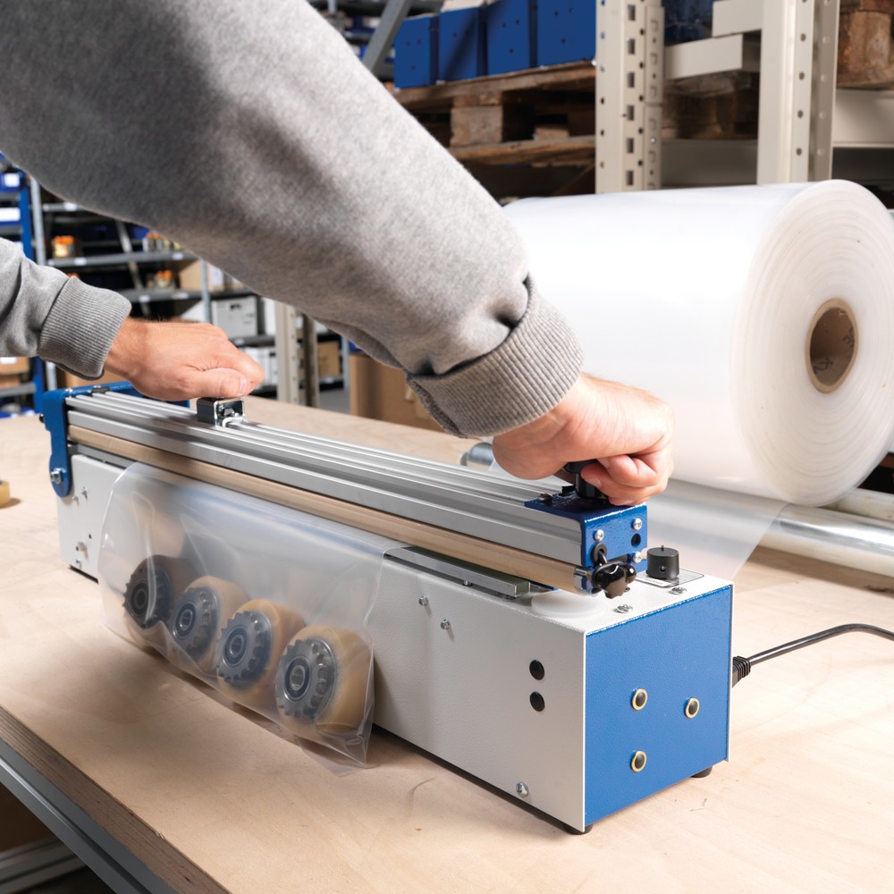 Productafbeelding nr. 2: Tafel-folielasapparaat TS-401 met lintverwarming, lasnaadlengte 420 mm