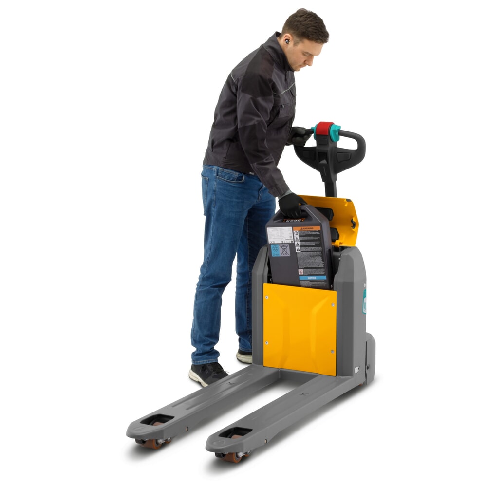 Número de imagen del producto 4: Transpaleta eléctrica Jungheinrich AME 18, capacidad de carga 1.800 kg, longitud de horquilla 1.150 mm, rodillos en tándem