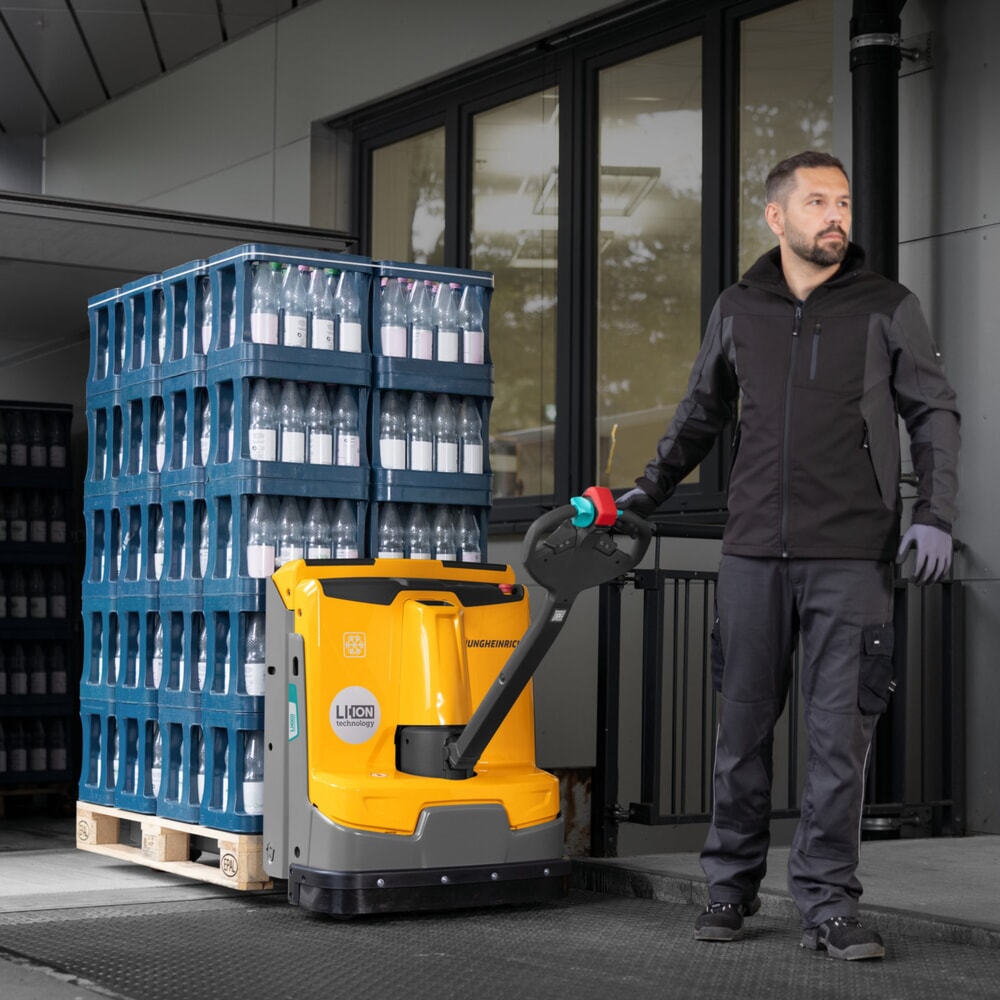 N° de l'image du produit 6 : Transpalette électrique Jungheinrich EJE 114i, capacité de charge 1 400 kg, longueur des fourches 1 150 mm
