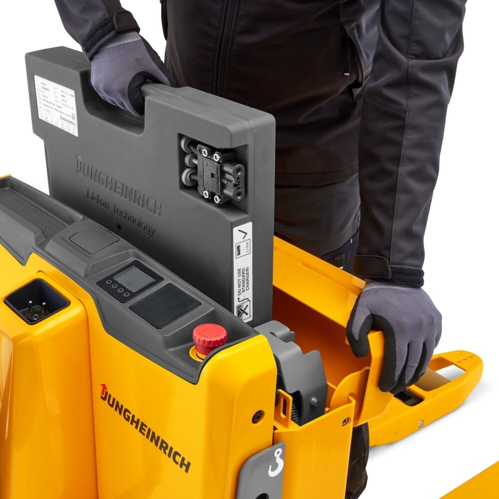 Immagine del prodotto n. 11: Transpallet elettrico Jungheinrich EJE 114i, portata 1.400 kg, lunghezza forche 1.150 mm