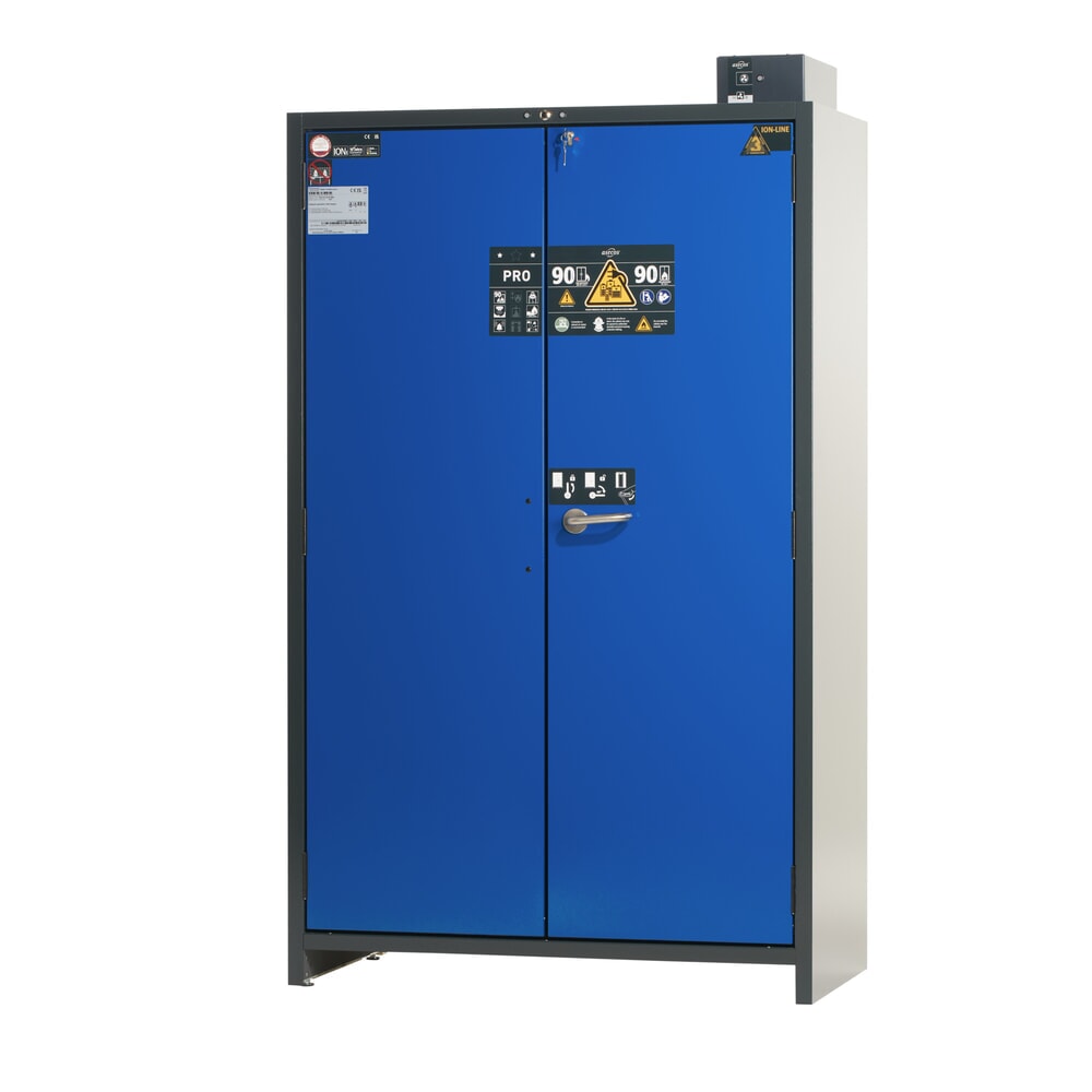 Product afbeelding: asecos® accu-veiligheidskast type 90 voor Lithium-ion batterijen ION-PRO-CHARGE, hxbxd 2.224 x 1.193 x 615 mm, 3x geïsoleerde legborden, 3x contactdooslijst (EU-versie), 1x bodemlekbak
