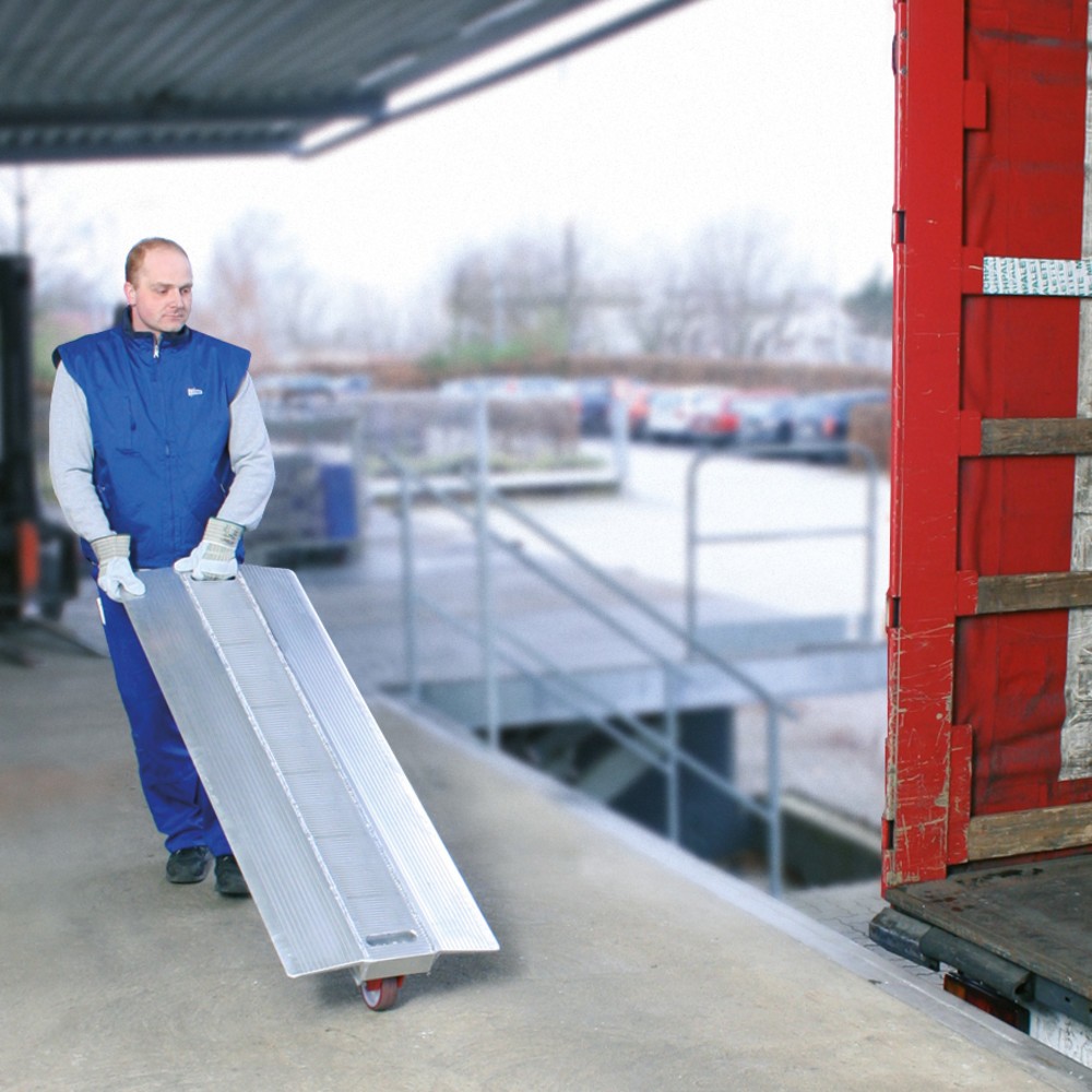 Produktabbildung Nr. 2: Verladebrücke mit Rad, TK 4.000 kg, BxL 1.500 x 520 mm