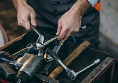 Werkzeug reparieren – So gehen Sie richtig und planmäßig vor