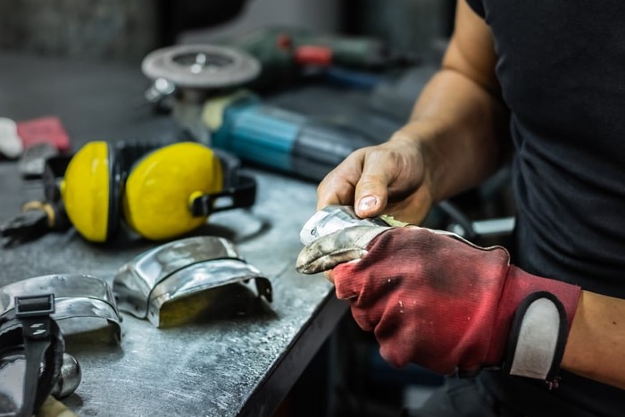 Metall reinigen und pflegen Jungheinrich